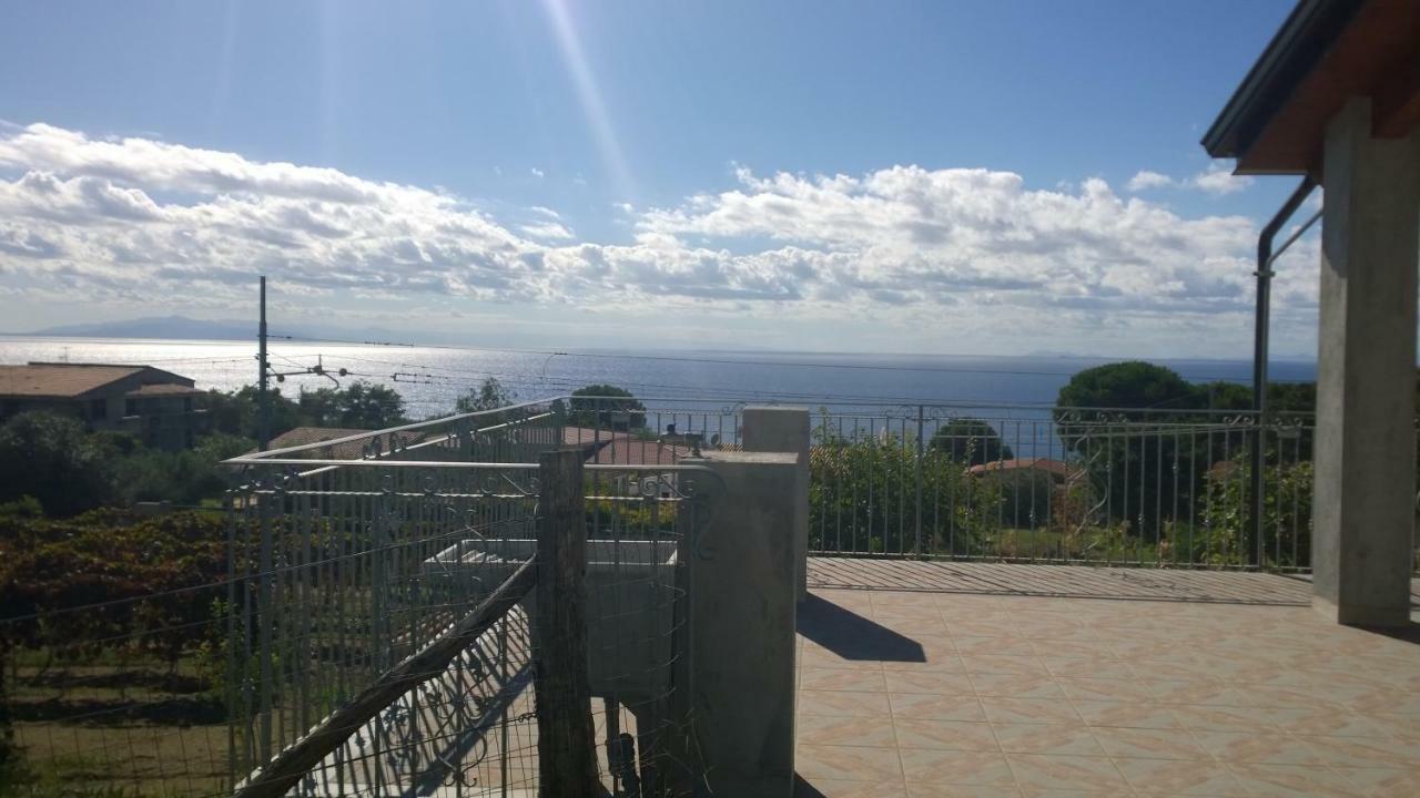 Вілла La Scogliera Del Capo Santa Maria  Екстер'єр фото